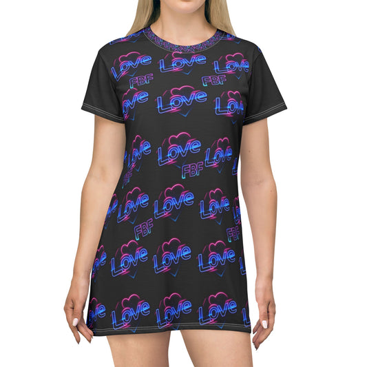 Neon 'LOVE' Graphic T-Shirt Dress — Retro Vaporwave Heart Print