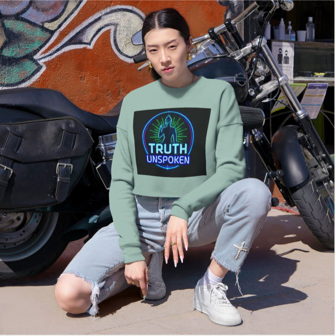Cropped Sweatshirt with 'Truth Unspoken' and 'Iconic' Design, Trendy Women's Apparel, Gift for Fashion Lovers, Casual Style, Perfect [...]