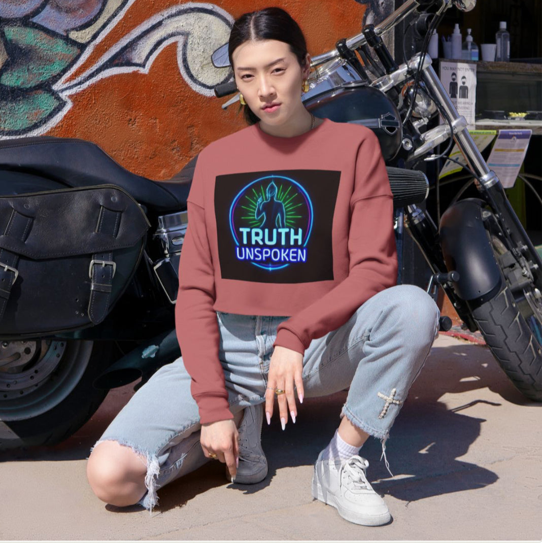 Cropped Sweatshirt with 'Truth Unspoken' and 'Iconic' Design, Trendy Women's Apparel, Gift for Fashion Lovers, Casual Style, Perfect [...]